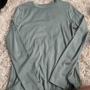 long sleeve shirt